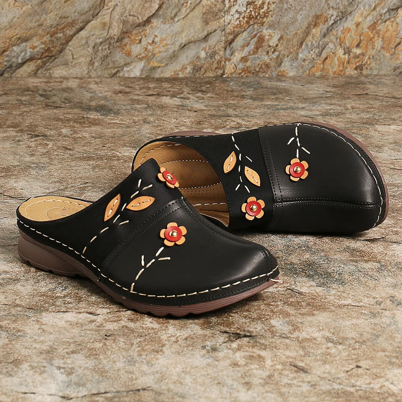 Damen Clogs mit floralem Applikationsdesign und rutschfester Sohle