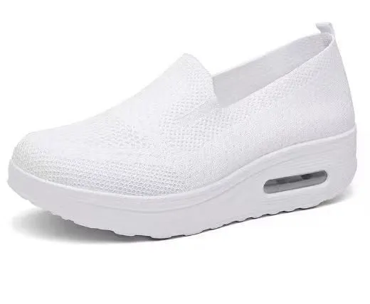 Damen Slip-On Sneakers mit atmungsaktivem Obermaterial und stoßdämpfender Sohle