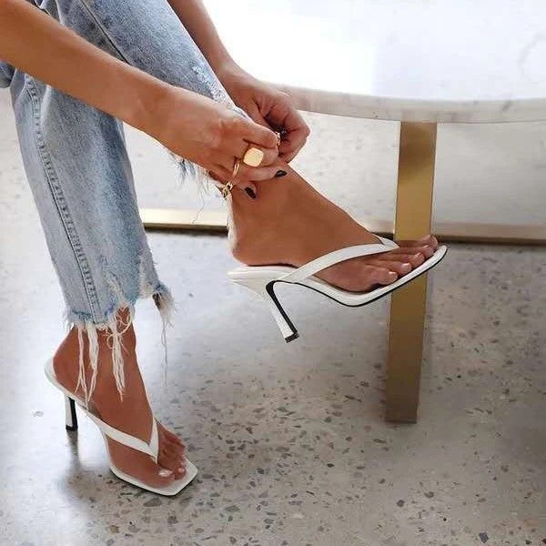 Damen nan elegante Zehensteg-Mule mit schmalem Stilettoabsatz und quadratischer Zehenpartie