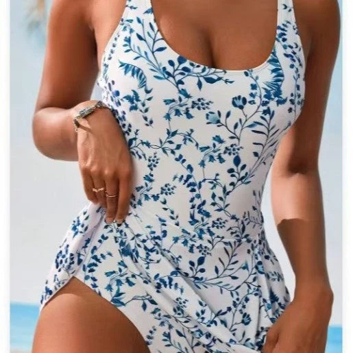 Damen Schwimmanzug mit stilvollem Rockteil