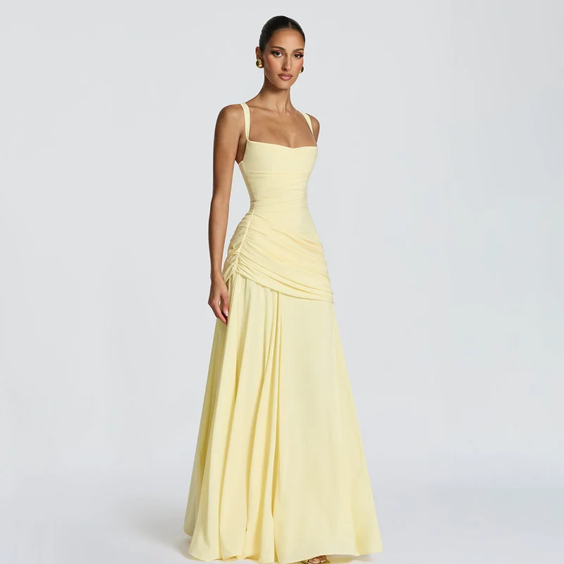 Damen Elegantes Abendkleid mit Off-Shoulder-Design und Fließendem Cape