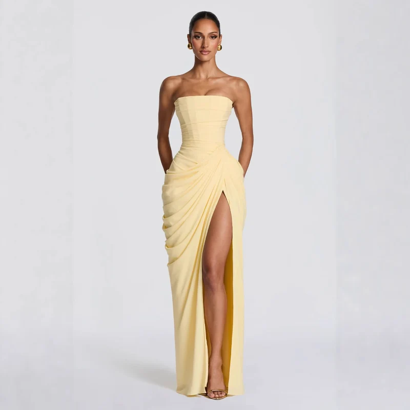 Damen Elegantes Abendkleid mit Off-Shoulder-Design und Fließendem Cape