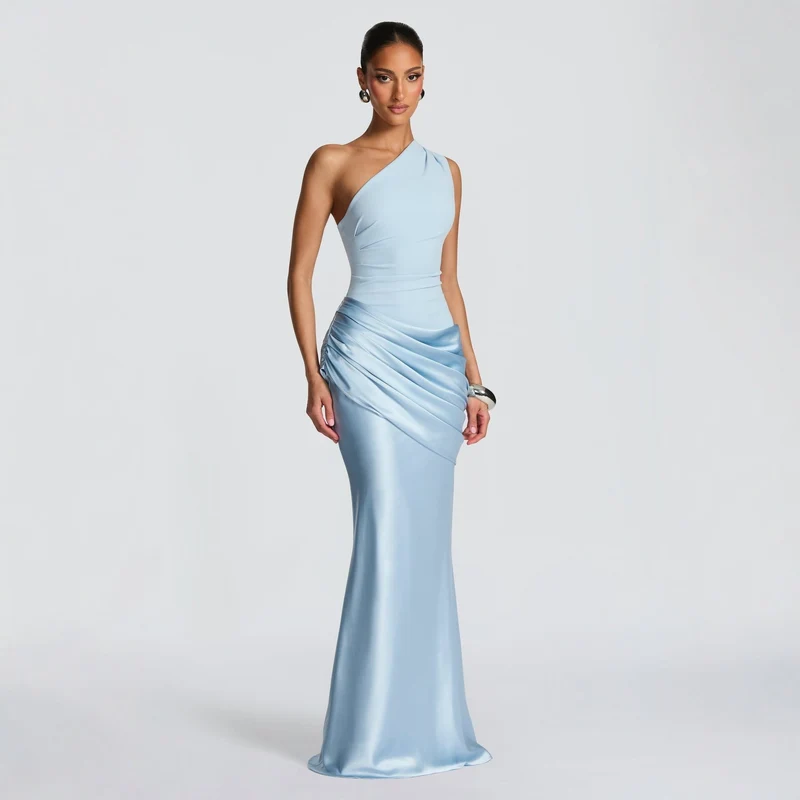 Damen Elegantes Abendkleid mit Off-Shoulder-Design und Fließendem Cape