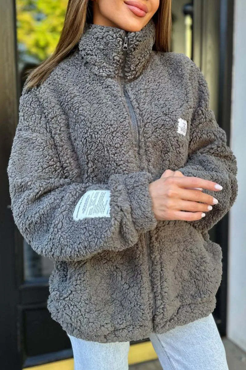 Damen Kuschelige Fleecejacke mit praktischen Taschen und hohen Kragen