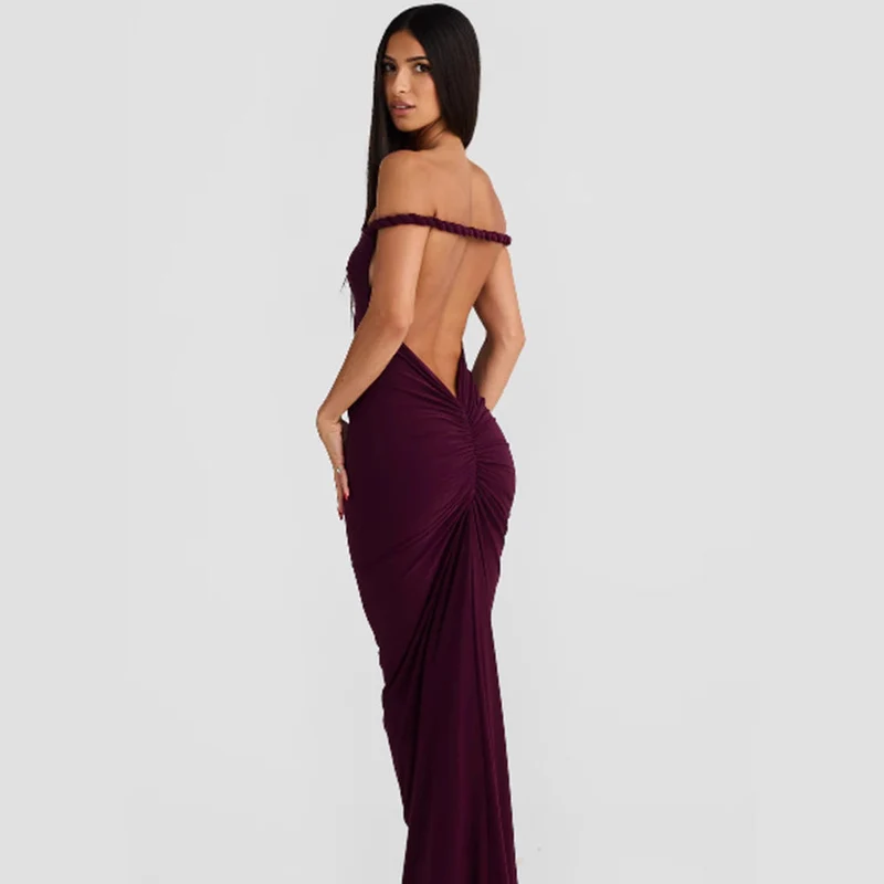 Damen figurbetontes Abendkleid mit elegantem Halterdesign und schwingendem Saum Nord Taschen