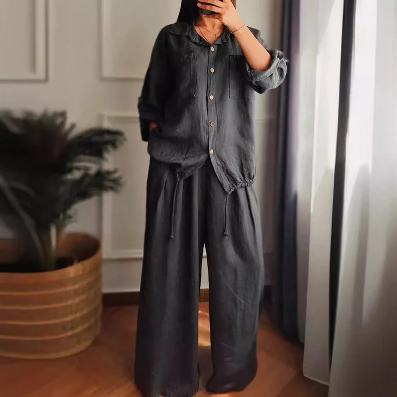 Damen Leinen-Set mit weiten Hosen undlässiger Bluse