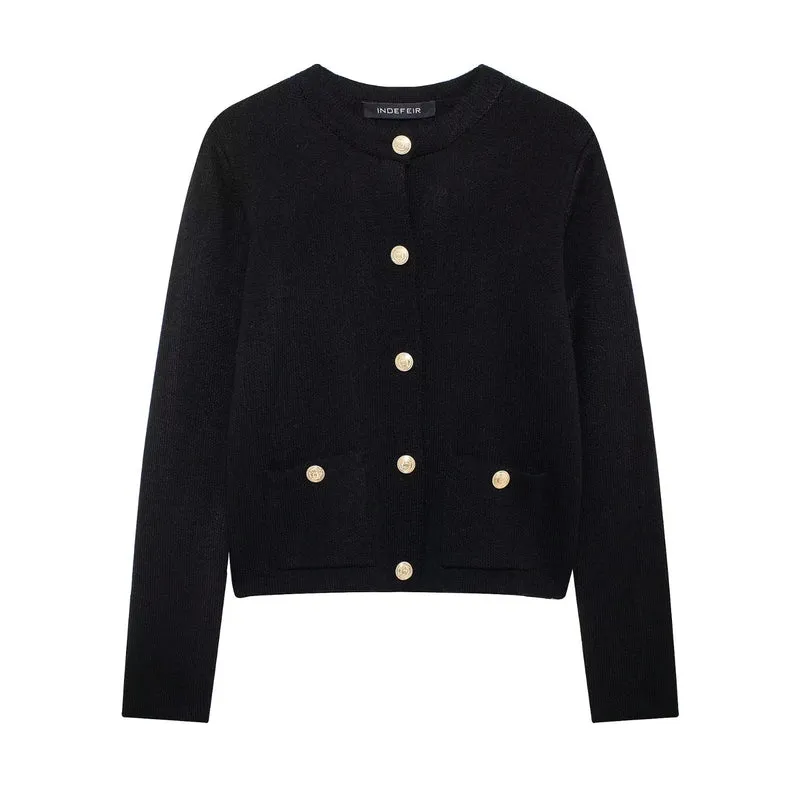Lässiger Cardigan mit goldenem Knopfverschluss für Damen