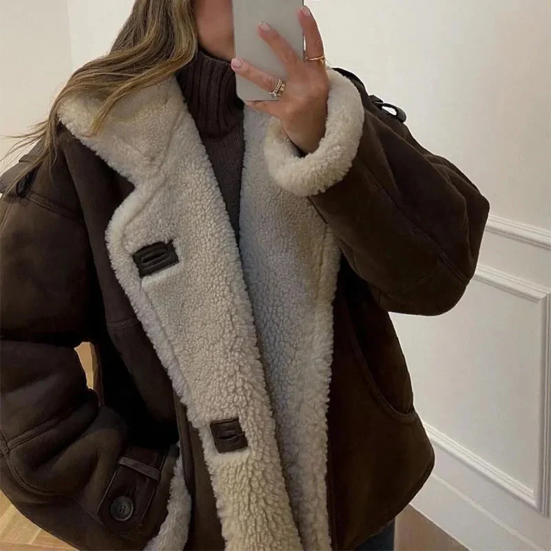Damen Warme Lammfelljacke mit bequemem Schnitt - Arvani