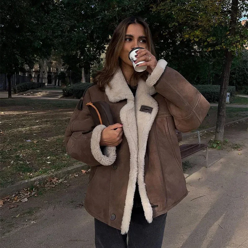 Damen Warme Lammfelljacke mit bequemem Schnitt - Arvani