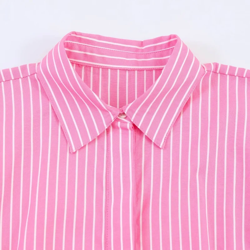 Damen Blusenshirt mit voluminösen Ärmeln und elegantem Schnitt