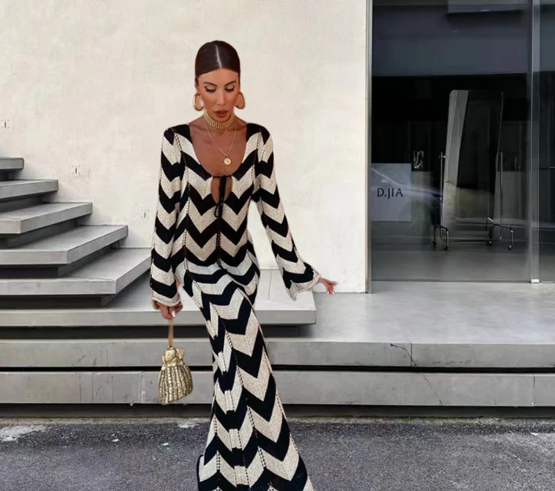 Damen Strick-Maxi-Kleid mit Zickzackmuster und dezenten Cut-Outs