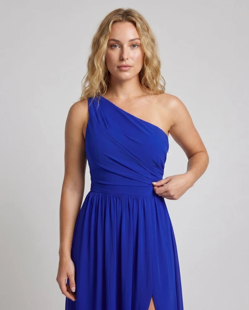 Damen Maxikleid mit asymmetrischem Ausschnitt und tiefem Schlitz