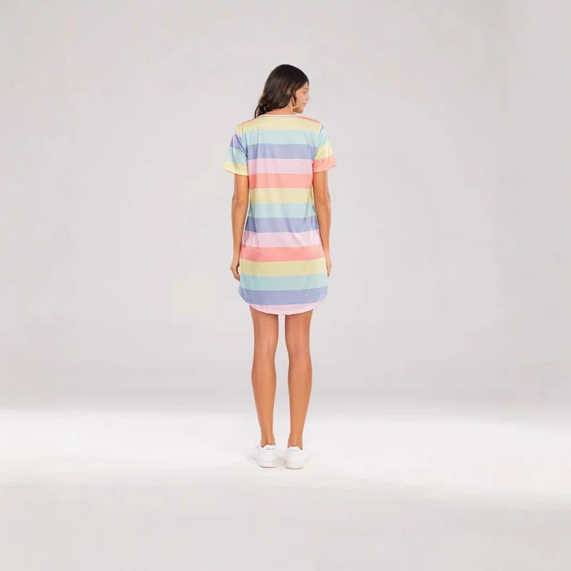 Damen Kurzarm Kleid mit auffälligem Streifenmuster und bequemem Schnitt