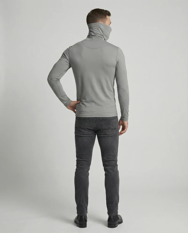 Herren Funktionsshirt mit hohem Kragen und innovativem Feuchtigkeitsmanagement