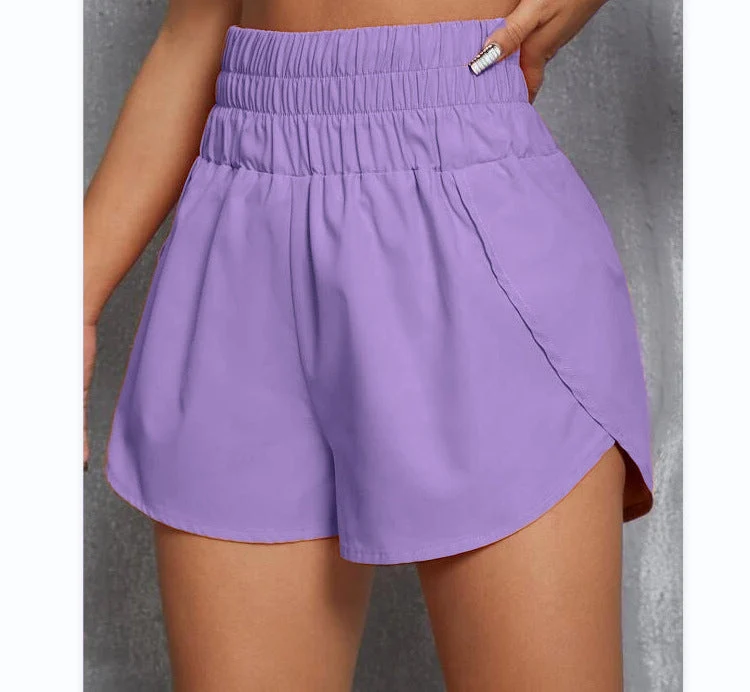 Elastische Shorts mit hoher Taille