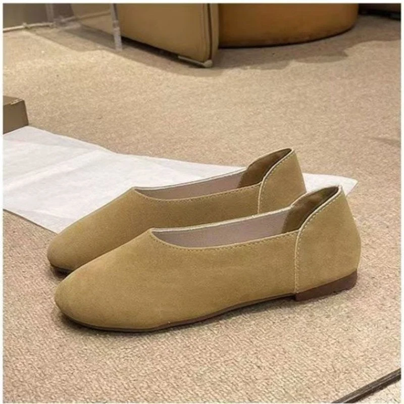 Damen elegante Slipper aus weichem Veloursleder