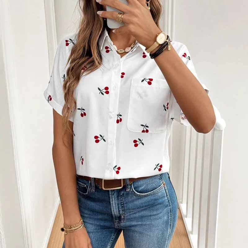 Damen Kurzarm Bluse mit Kirschmotiv und Tasche