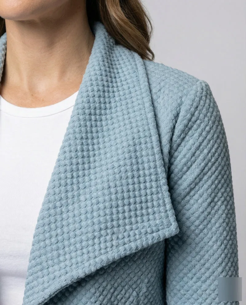 Damen Bouclé-Kurzcardigan mit Wasserfallkragen