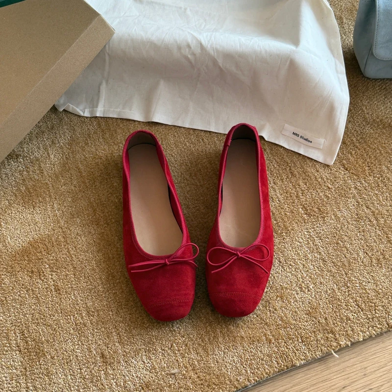 Damen Ballerinas aus weichem Wildleder mit modischem Schleifendetail
