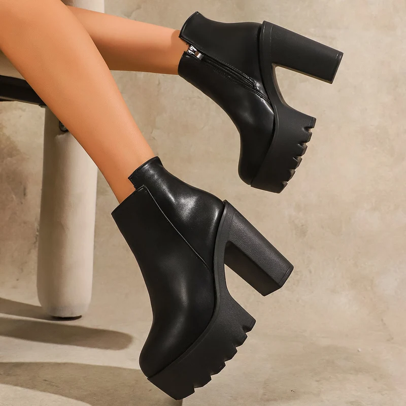 Damen Modische Plateau Stiefeletten mit markantem Blockabsatz und Reißverschluss