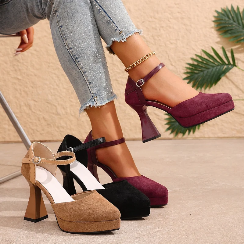 Damen Elegante Plateau-Pumps mit Riemchen