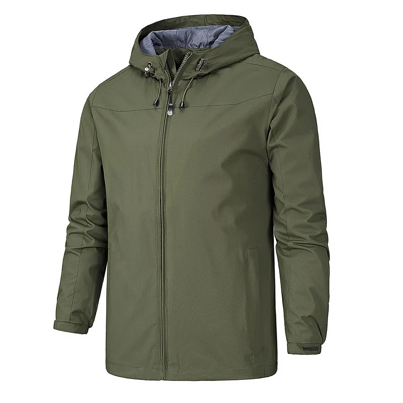 Wasser- und winddichte Jacke mit Kapuze