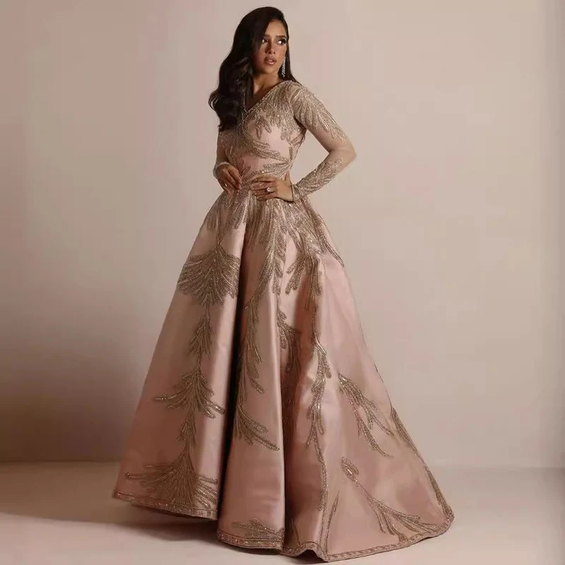 Damen Glamouröses Abendkleid mit schimmernden Pailletten und tiefem V-Ausschnitt