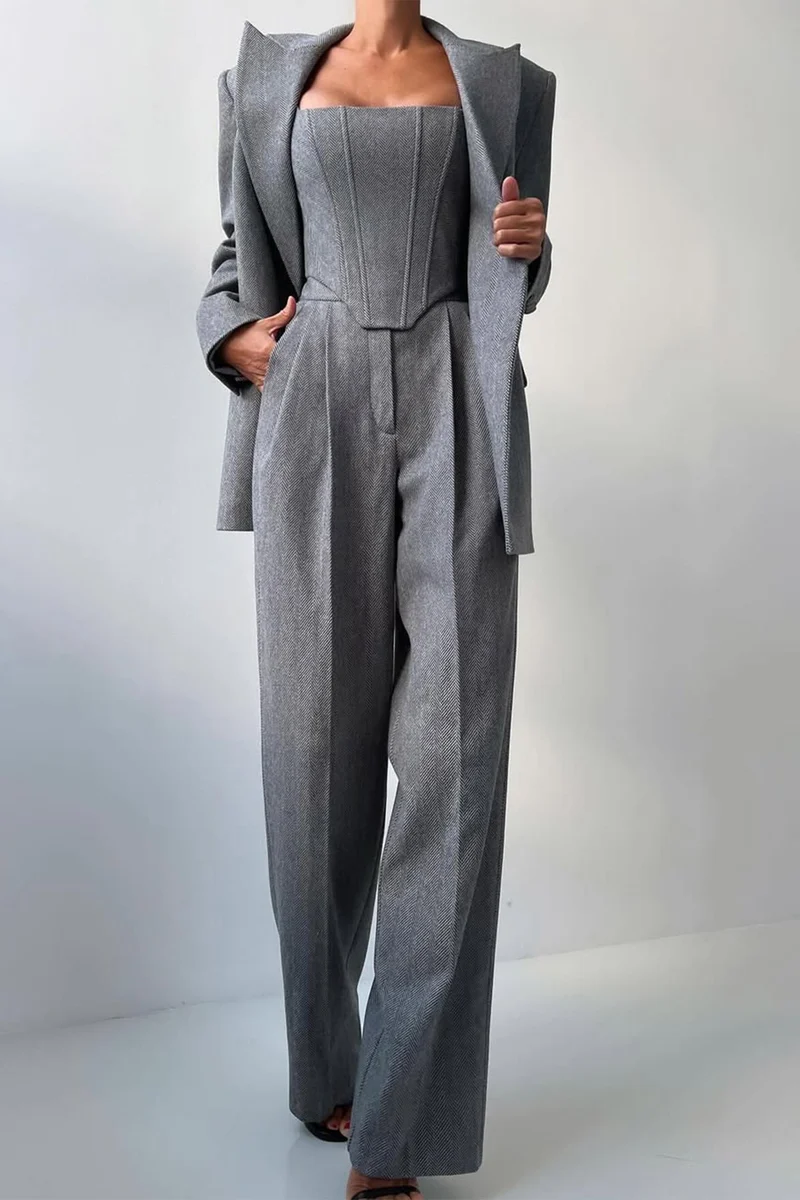 Dreiteiliger Anzug mit Doppeltem Blazer