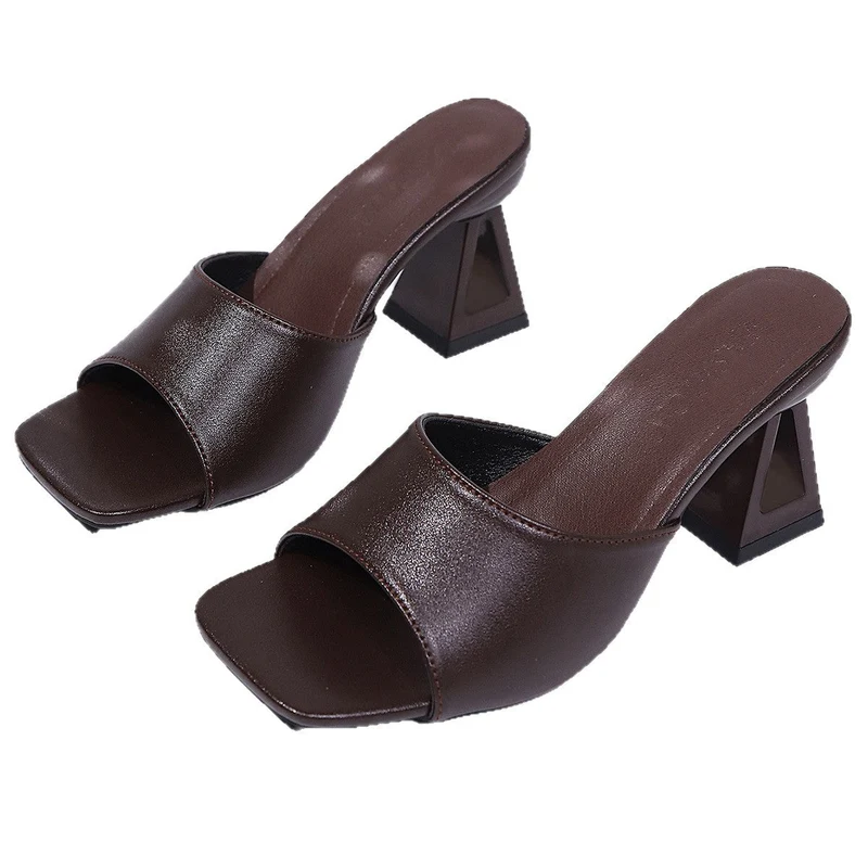Damen Mules mit stylischem Blockabsatz und modischem Obermaterial