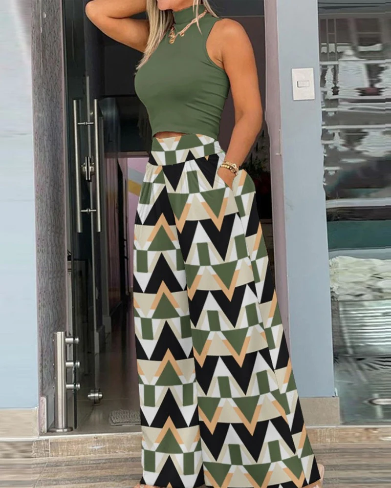 Damen angesagtes Outfit mit ärmellosem Oberteil und weitem Rock
