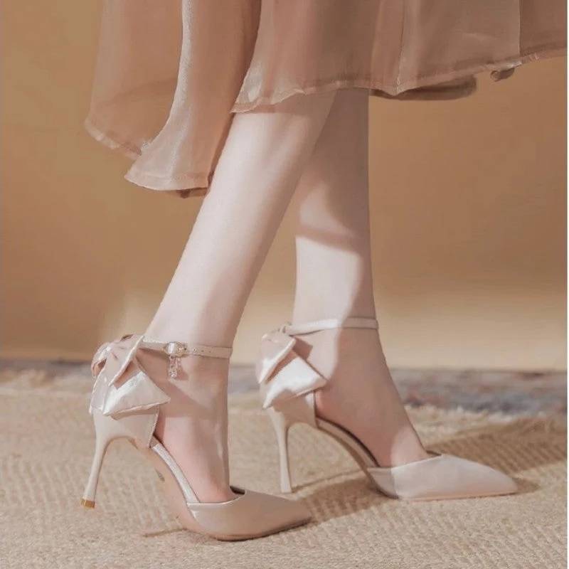 Damen elegante High Heels mit zartem Riemchen und Schleifenakzent