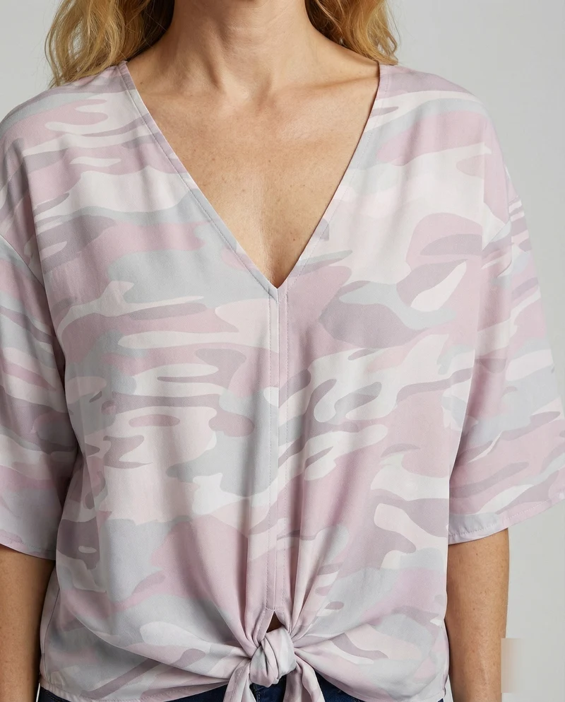 Damen florale V-Ausschnitt-Bluse mit Kimonoärmeln