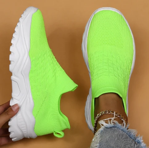Orthopedic sneaker for women