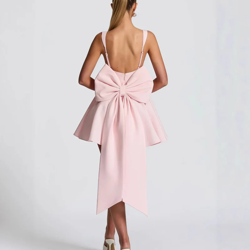 Damen Verspieltes Minikleid mit großem Schleifendetail und schwingendem Rock