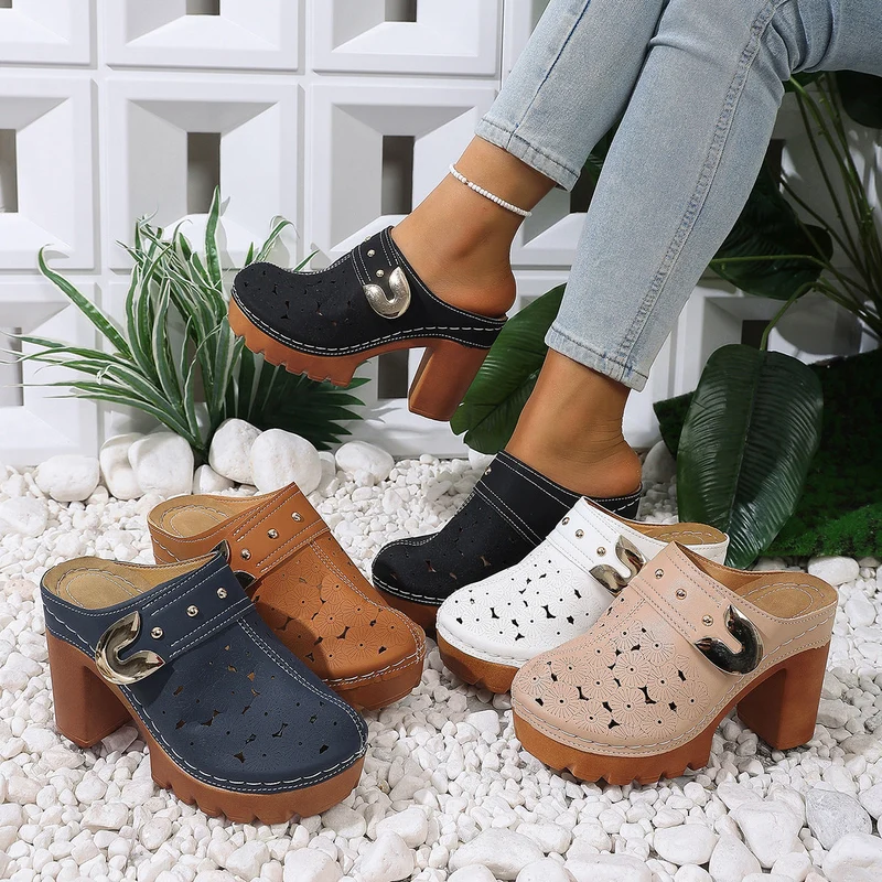 Damen modische Clogs mit perforiertem Design und elegantem Blockabsatz