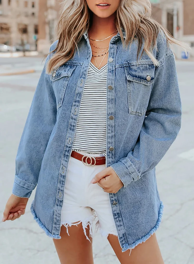 Mach jedes Outfit schöner mit dieser Jeansjacke