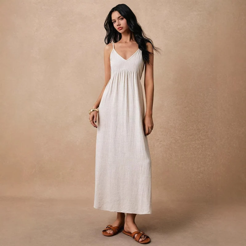 Damen Maxikleid mit feinen Spaghettiträgern und leichtem, atmungsaktivem Material Nord Taschen