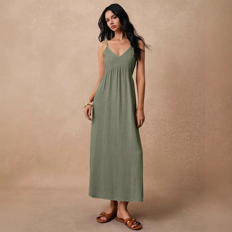 Damen Maxikleid mit feinen Spaghettiträgern und leichtem, atmungsaktivem Material Nord Taschen