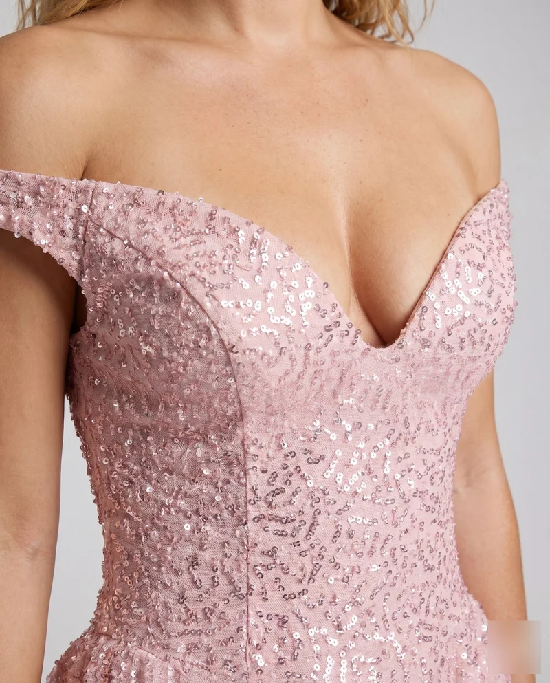 Damen Verspieltes Minikleid mit schimmerndem Paillettenbesatz und schulterfreiem Design