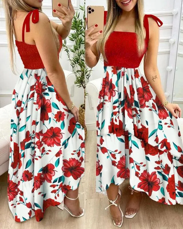 Damen Maxikleid mit Blumenmuster und elastischem Oberteil Nord Taschen