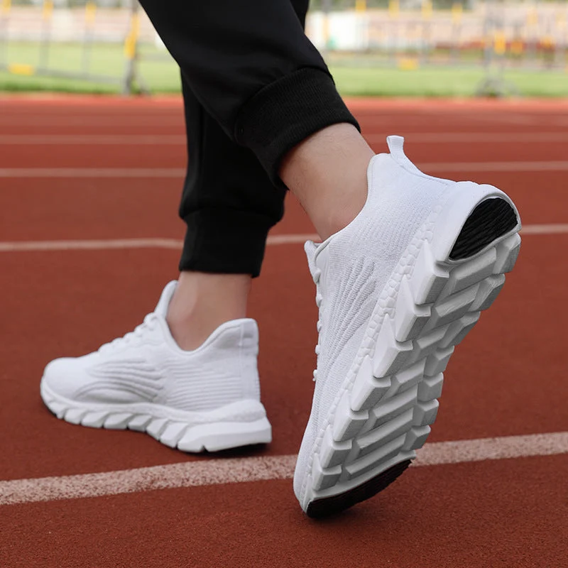 Herren Laufschuhe mit atmungsaktivem Obermaterial und stoßdämpfender Sohle