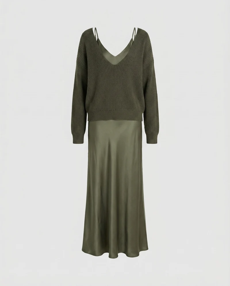 Damen Elegantes Maxikleid aus fließendem Satin mit tiefem V-Ausschnitt