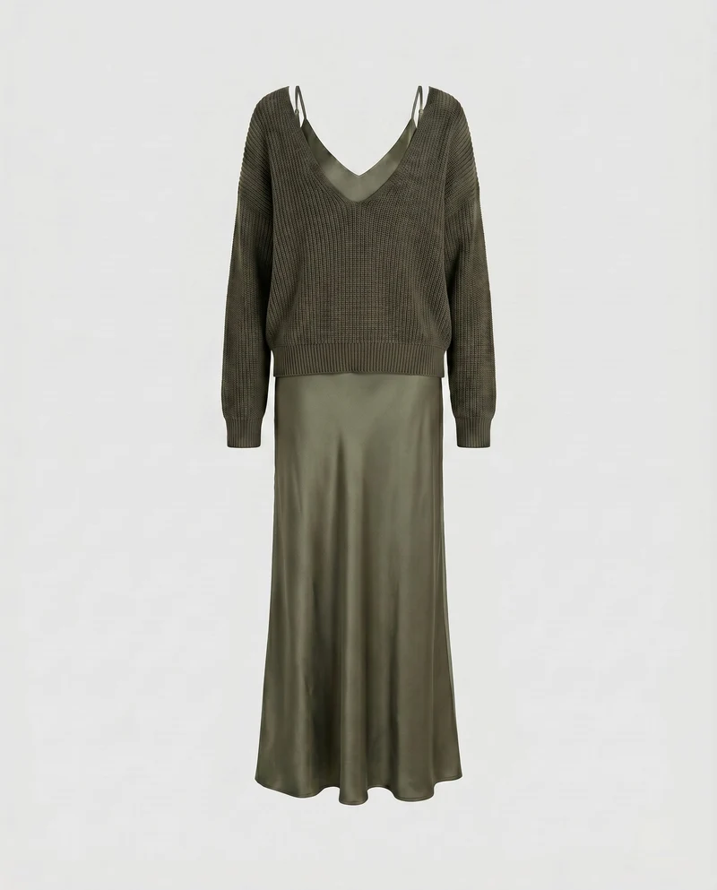 Damen Elegantes Maxikleid aus fließendem Satin mit tiefem V-Ausschnitt