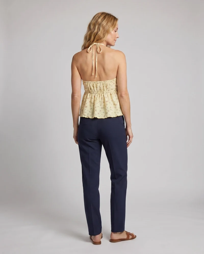 Damen Oberteil mit verspieltem Blumenmuster und elastischem Schnitt