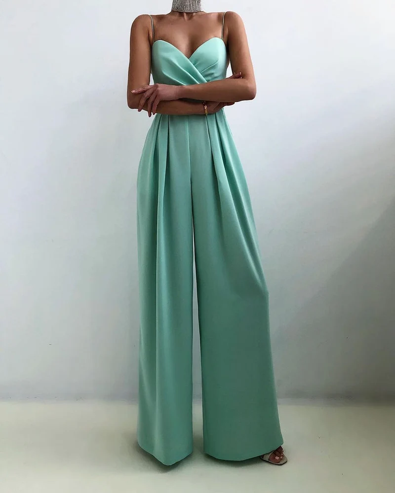 Sexy Overall mit Gürtel