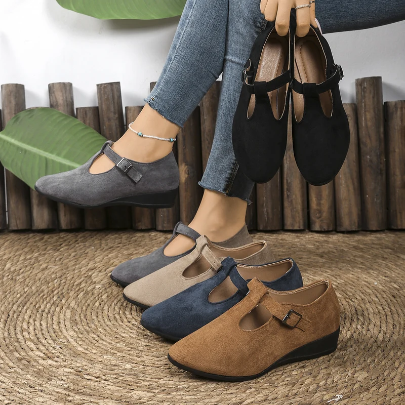 Damen Wedge-Mokassins mit seitlichem Riemen und ergonomischem Fußbett