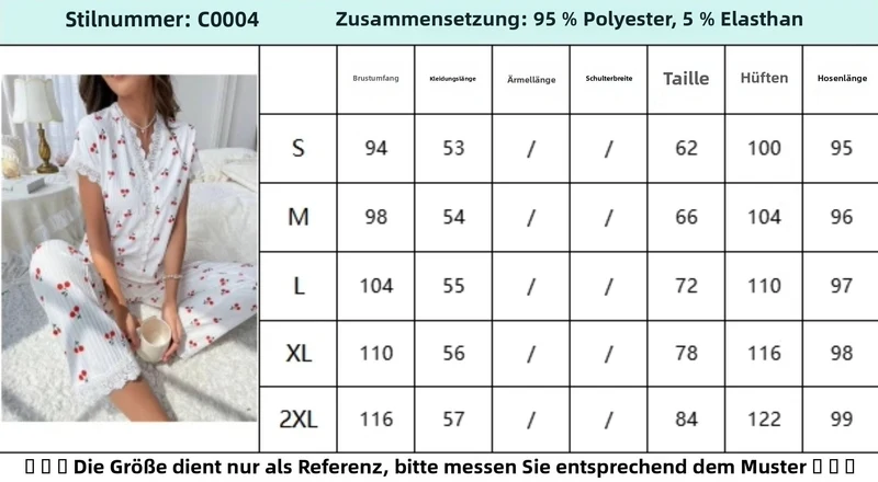 Schlafanzug mit Kirschdruck und Revers