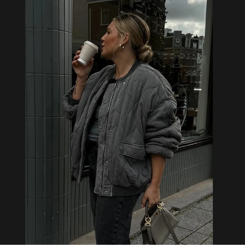Damen gesteppte Oversized-Bomberjacke mit weichem Futter und luxuriösem Schnitt