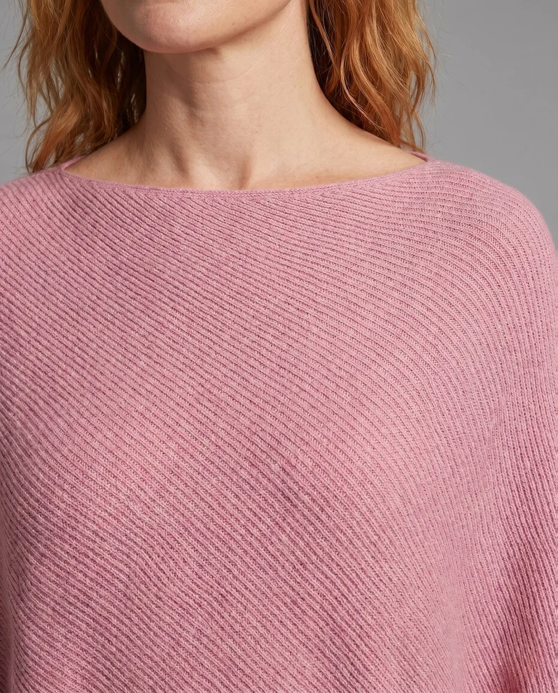 Damen Eleganter und leichter Poncho aus feinem Strickmaterial