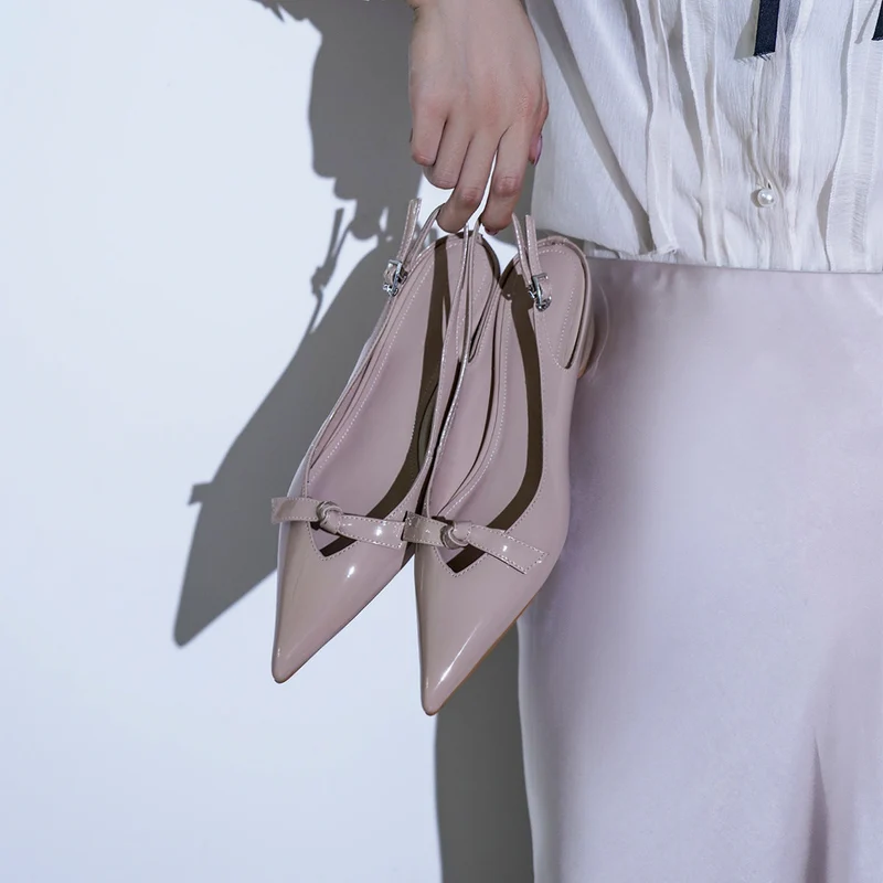 Damen Slingback-Pumps mit verspieltem Schleifendetail und glanzvoller Oberfläche